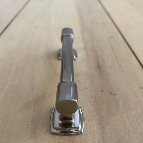 Drawer poles, drawer hardware set of 2 by Liberty, Weber satin nickel finish - Picture 5 of 13